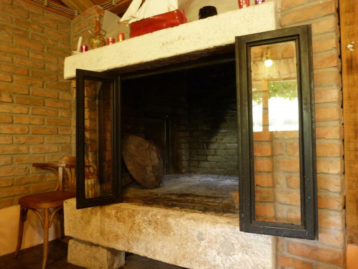 Country House Speedy Komiza Exterior photo